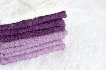a white and violet  sponge