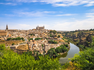 Fototapeta na wymiar Toledo Cityscape, Panoramic View of Old Town City in Spain