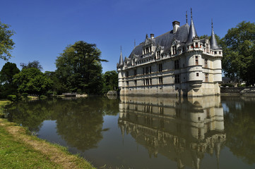 Fototapeta na wymiar The chateau de Azay-le-Rideau, FRANCE-JUNE 2013: This castle is located in the Loire Valley, was built from 1515 to 1527