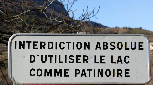 interdiction de patiner