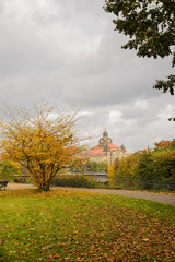 Naklejka premium Autumn views of the city