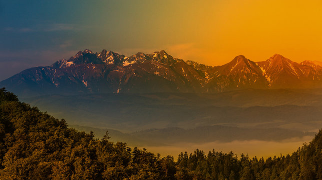 Fototapeta wieczór w Pieninach-widok na Tatry