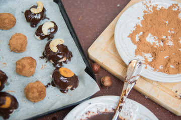 cooking chocolate sweets at home