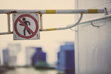 Color detail of a forbidden passage sign.