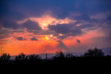 Obraz na płótnie Canvas Dramatic sunset