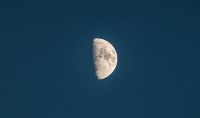 Lune © Alex