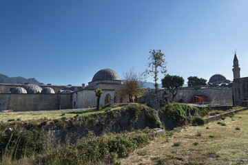 Obraz premium Payas castle and Sokullu Mehmet Pasa kulliyesi