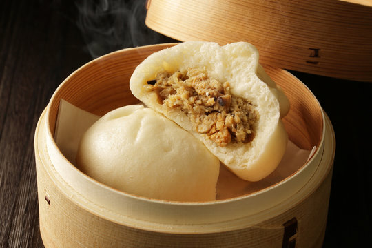 肉まん Images Browse 1 333 Stock Photos Vectors And Video Adobe Stock