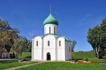 Fototapeta na wymiar Russia. Pereyaslavl Zalessky. Church