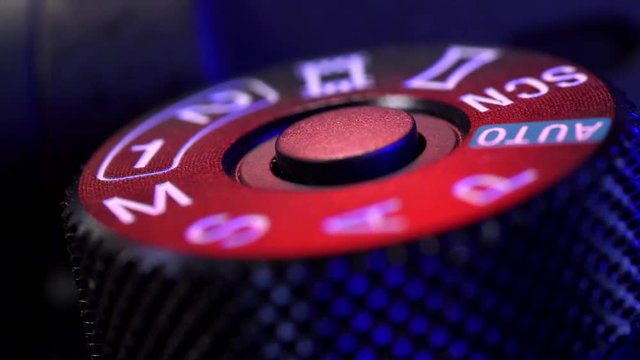 This video is about buttons on camera in a high tech macro moving shot.