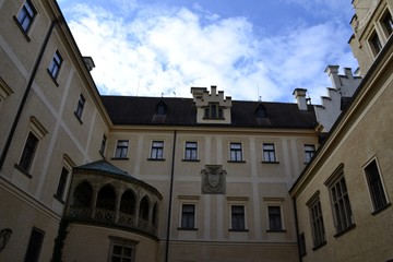 Obraz premium Architecture from Konopiste castle and cloudy sky