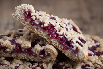 Sand pie with cranberries