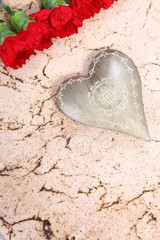 Serce i kwaity w dowód miłoścci © fotodrobik