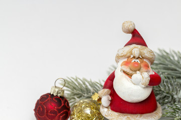 Weihnachtsmann Figur mit Dekoration