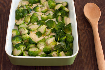 Baked brussel sprouts with cheese