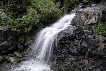 Fototapeta premium Mały wodospad