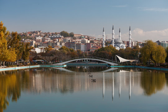 Hergelen square mosque and genclik (youth) park