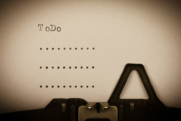 todo-Liste auf 
alter Schreibmaschine geschrieben
