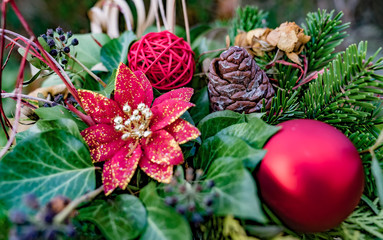 Grabschmuck auf Friedhof - Totensonntag