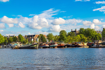 Obraz premium Canal in Amsterdam