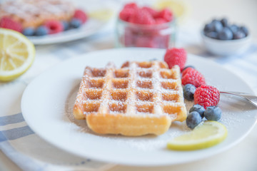 Waffeln mit Beeren 