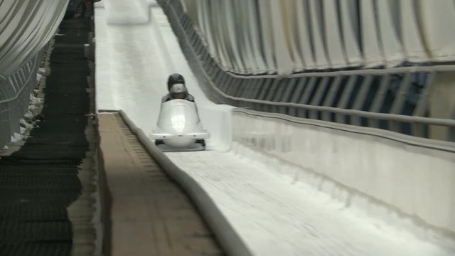 Preparation of bobsled for competitions