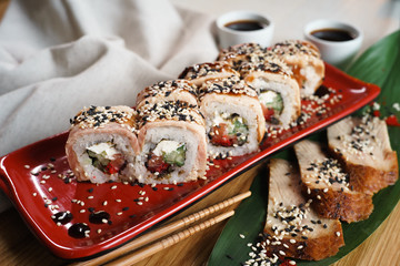 sushi eel roll maki