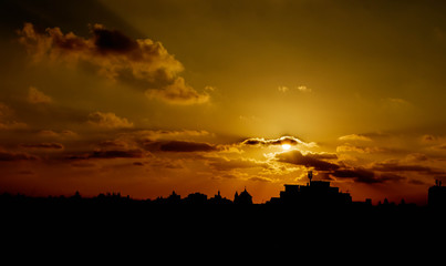 Skyline im Sonnenuntergang