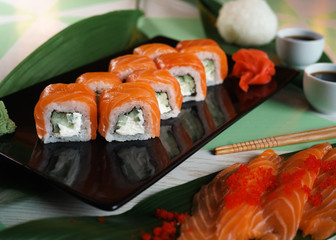 sushi with salmon and cream cheese