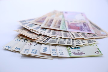 qatar,usa,japan and argentine money