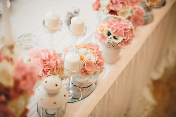 Flower wedding decoration on the table