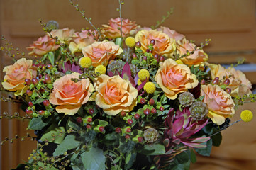 flower bouquet with orange roses