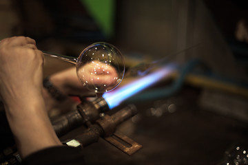 Glass blowing process 