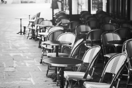 Vintage Paris View, Old Street Traditional Retro Cafe In France