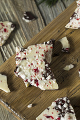 Homemade Sweet Peppermint Bark