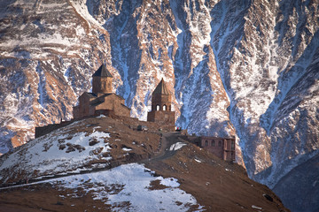 Cminda sameba, Kaukaz - Gruzja w zimowej szacie. Caucassus mountains in Georgia. © rogozinski