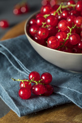 Raw Organic Red Currants