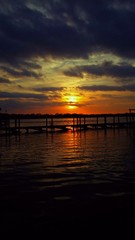 Fototapeta na wymiar Sunset Over Lake 