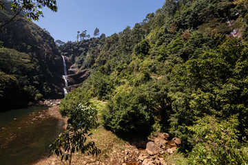 Fototapeta na wymiar Moray Falls. Sri Lanka. Beautiful landscape.