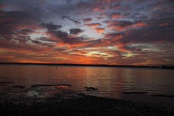 Fototapeta na wymiar Sunset over the lake