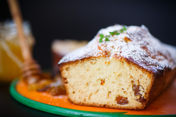pumpkin muffins with honey and raisins