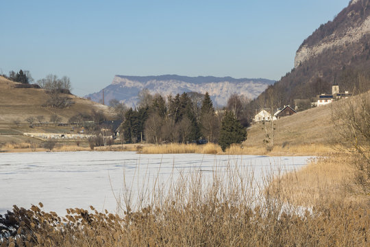 Lac de la Thuile - Massif des Bauges - Savoie.