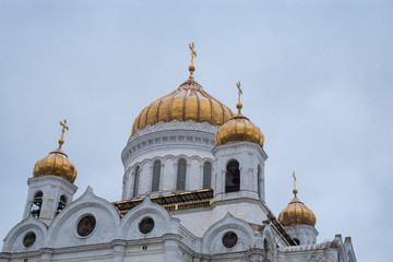 Fototapeta na wymiar view of the Christ the Savior Cathedral, Moscow Orthodox church with golden domes, Russia 