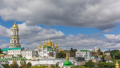 Obraz premium Panorama of the Kiev Pechersk Lavra monastery
