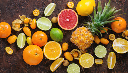 Variety of citrus fruits
