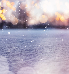 Winterlicher Schnee Hintergrund mit Textfreiraum