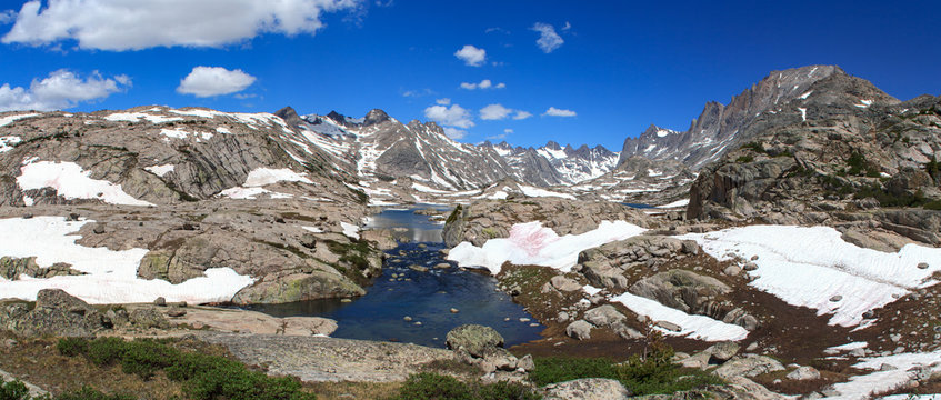 Titcomb Basin Overlook