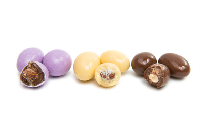 almonds in chocolate glaze