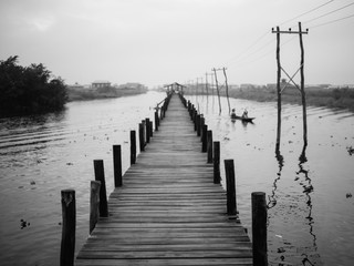 Naklejka premium Życie lokalne nad jeziorem Inle