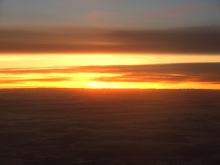 Fototapeta na wymiar sun rise on cloud